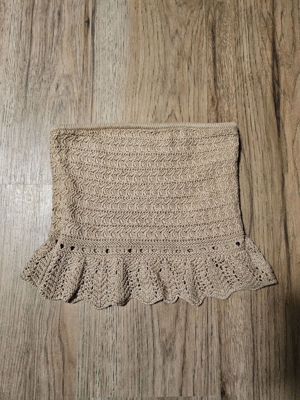 American Eagle Crochet Cropped Peplum Tube Top
